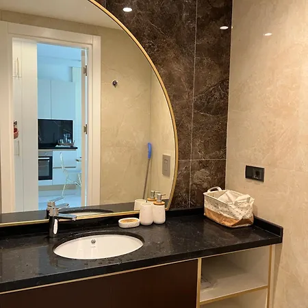 38 Triumph Apartamento